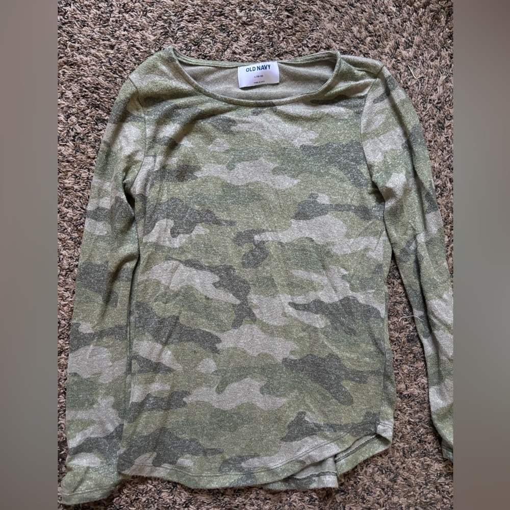 Girls Old Navy Camo Tee